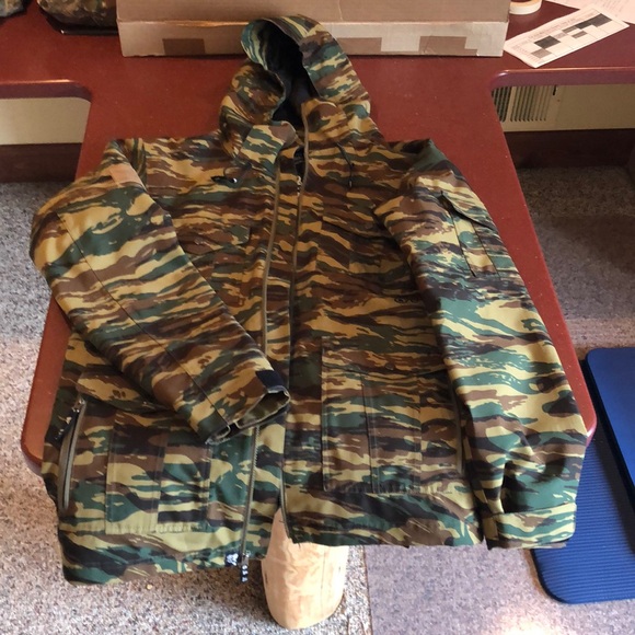 Saga ski and snowboard jacket